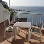 En Plena Costa De