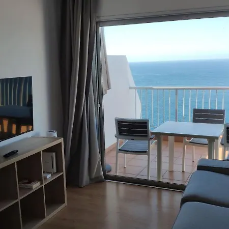 En Plena Costa De Tatil Evi