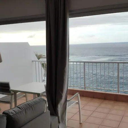 En Plena Costa De * Puerto de la Cruz (Tenerife)