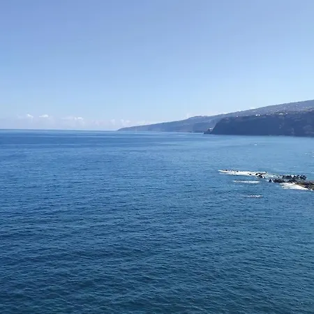 En Plena Costa De Puerto de la Cruz (Tenerife)