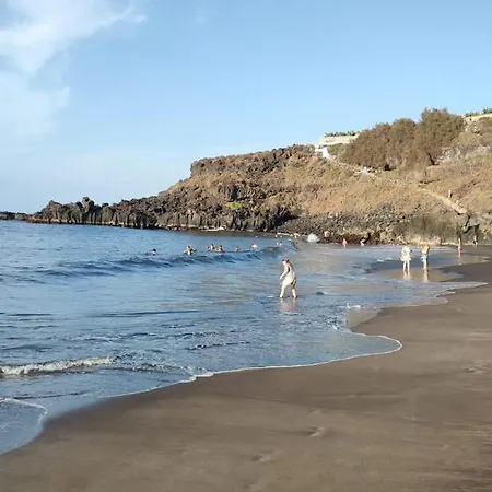 En Plena Costa De Puerto de la Cruz (Tenerife)