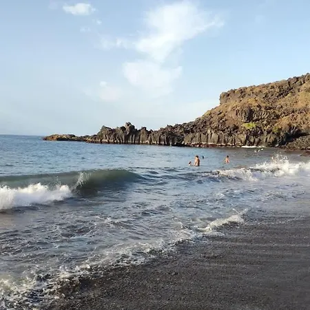 En Plena Costa De