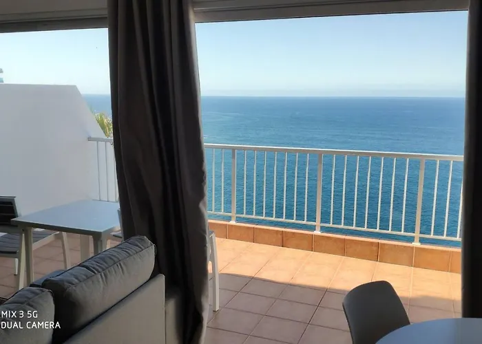 En Plena Costa De Puerto de la Cruz (Tenerife)